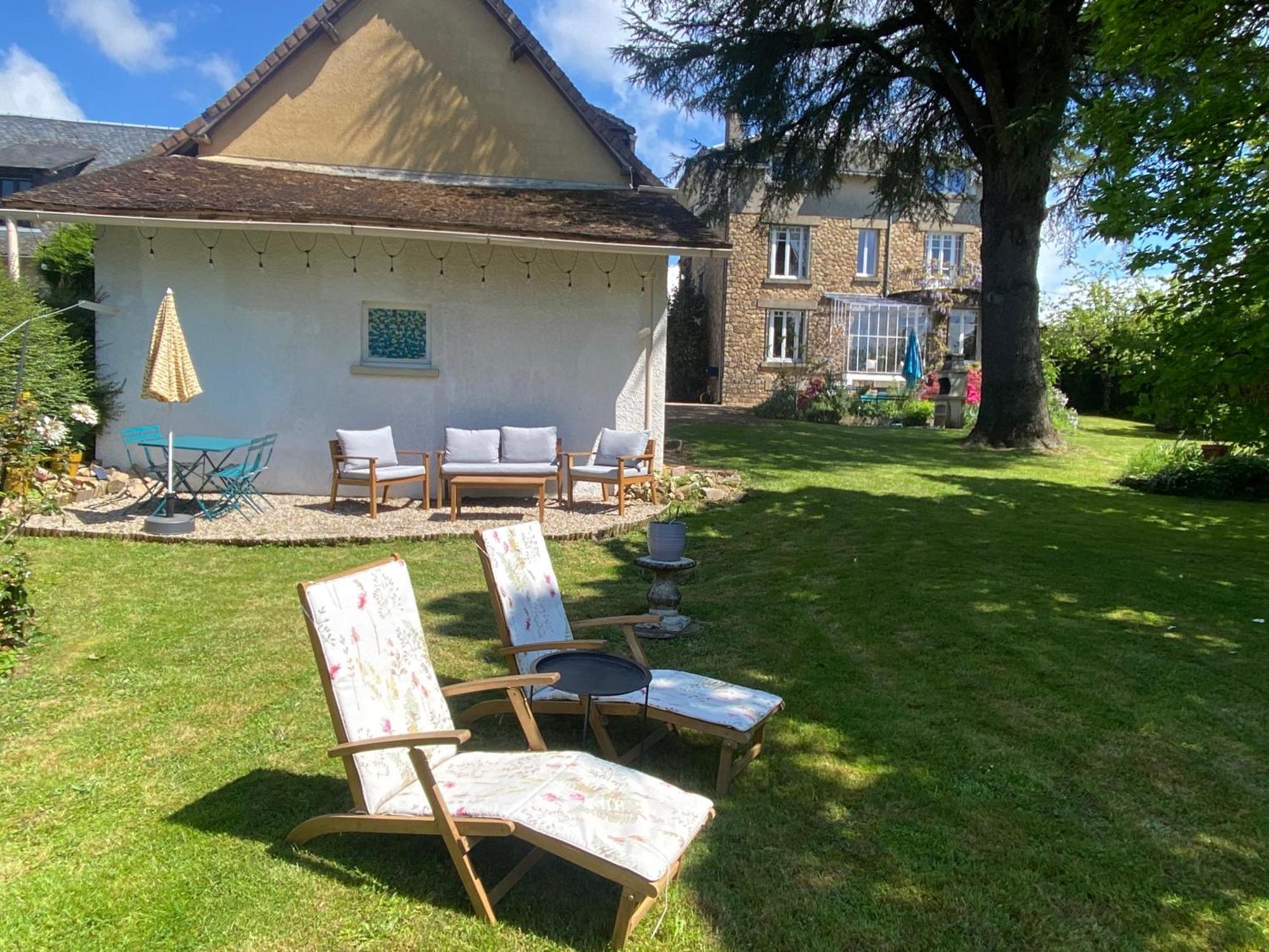 Maison De Montgibaud ภายนอก รูปภาพ